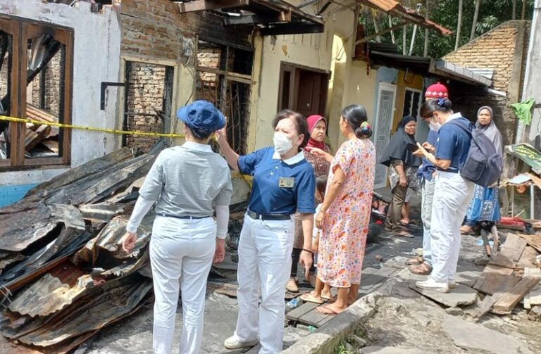 Bantuan Dan Santunan Untuk Korban Kebakaran Di Medan Tzu Chi Medan