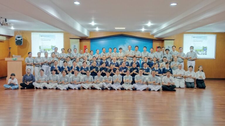 2. Group Foto